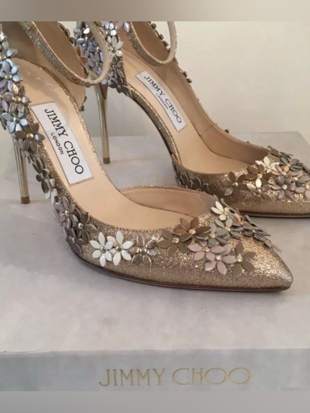 Jimmy Choo NWOT Lorelei Limited Edition Gold-Leather Flowers-Swarovski D’Orsay - Picture 2 of 16